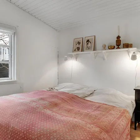 Feriehus Lovely In With Kitchen *
